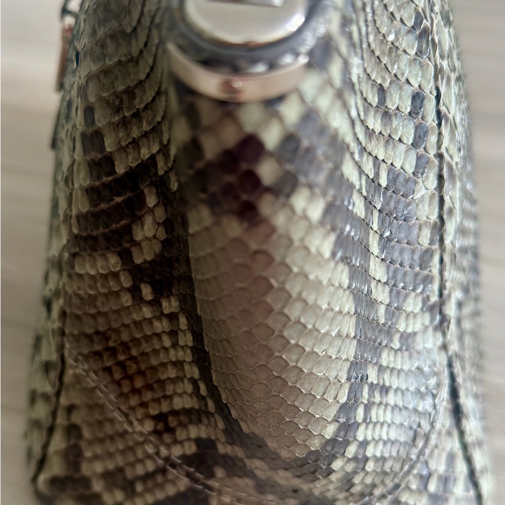 VBH PYTHON BERRA BAG WITH STRAP - Picture 10 of 16